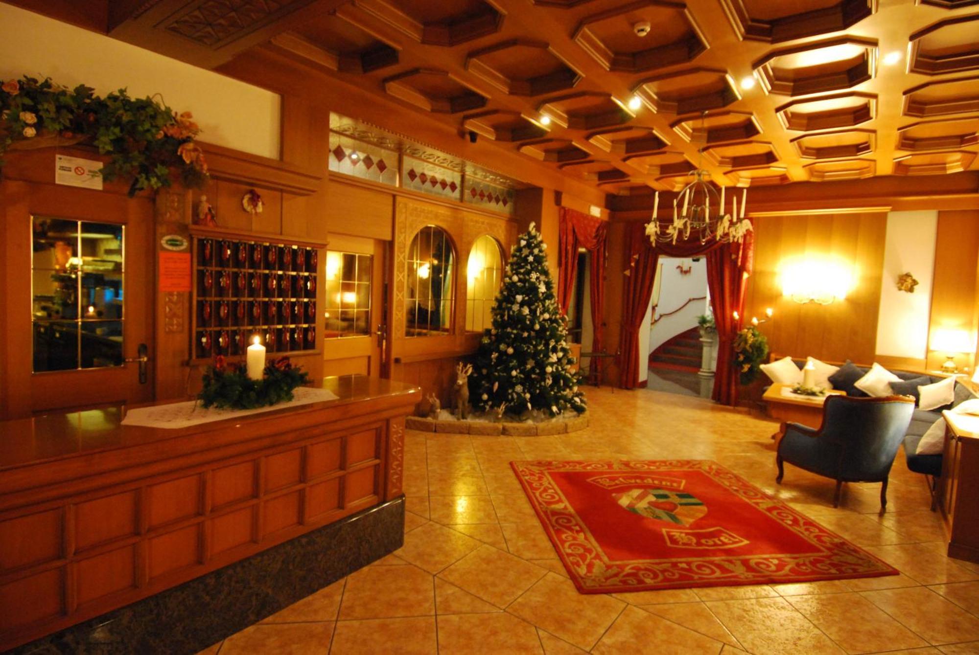Hotel Belvedere Srl Фай-делла-Паганелла Екстер'єр фото